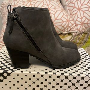 Grey Express booties